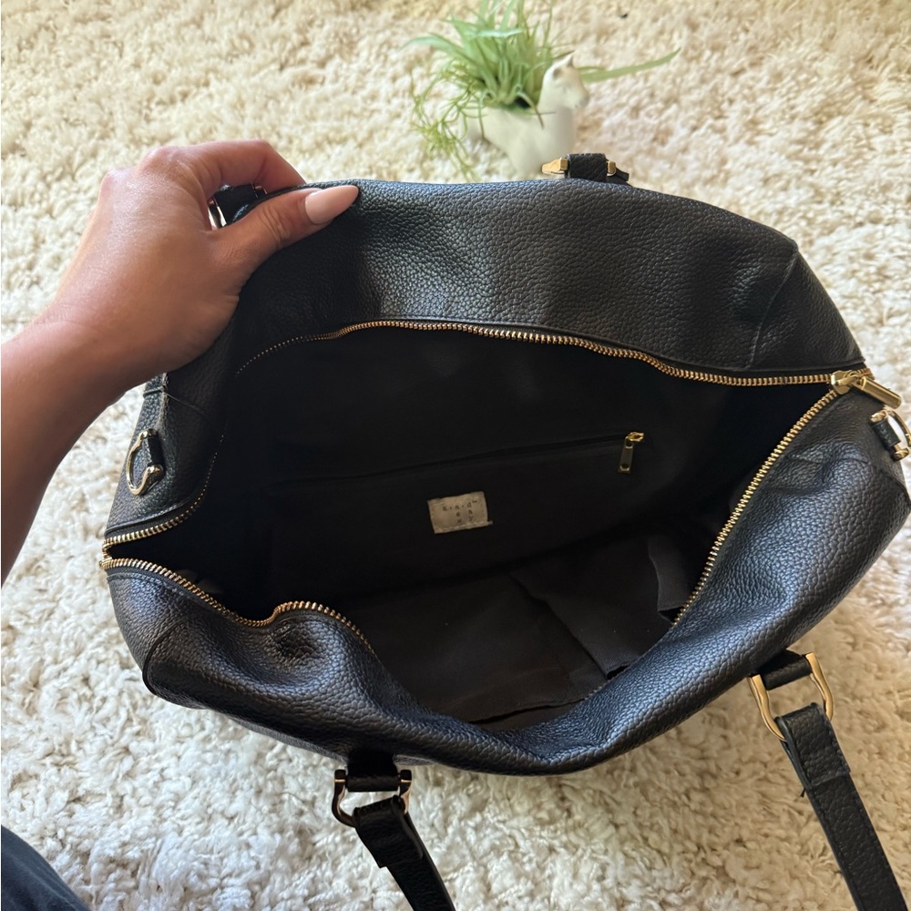 A New Day Black Shoulder Bag with Pebbled Leather - Picture 6 of 6